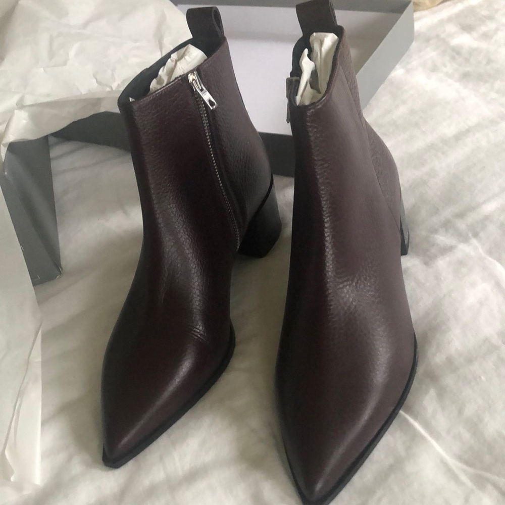 Everlane Boss boot